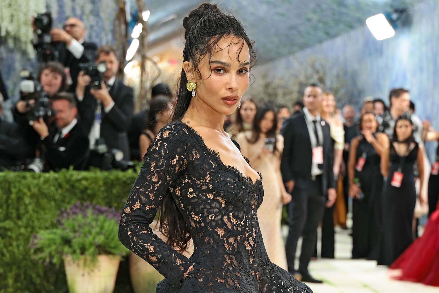 Dr De Silva on Zoë Kravitz, Ageing and Facial Harmony